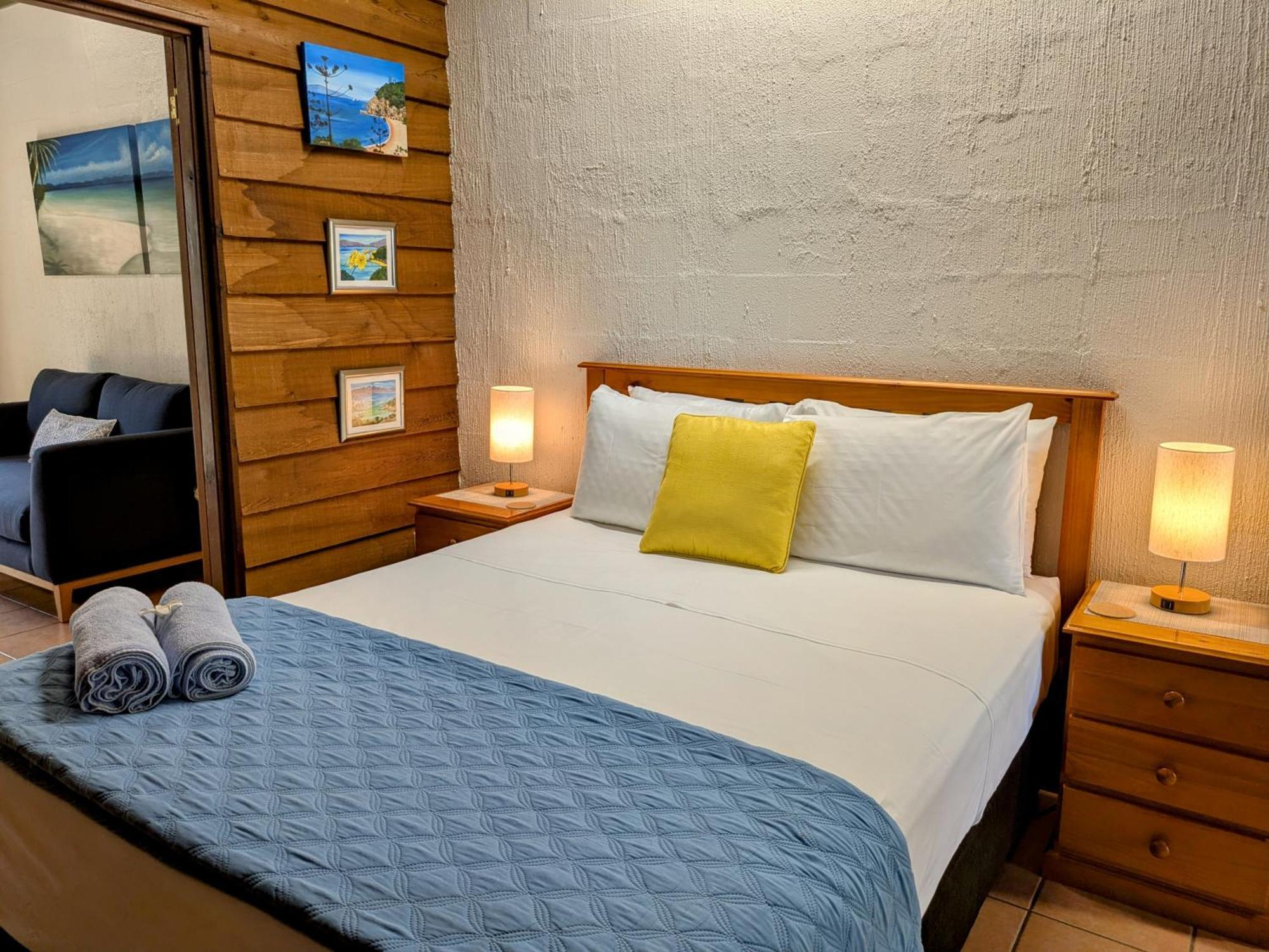 Beachside Cottage - A Private Peaceful Hidden Gem 50M To Beach Nelly Bay Exterior foto